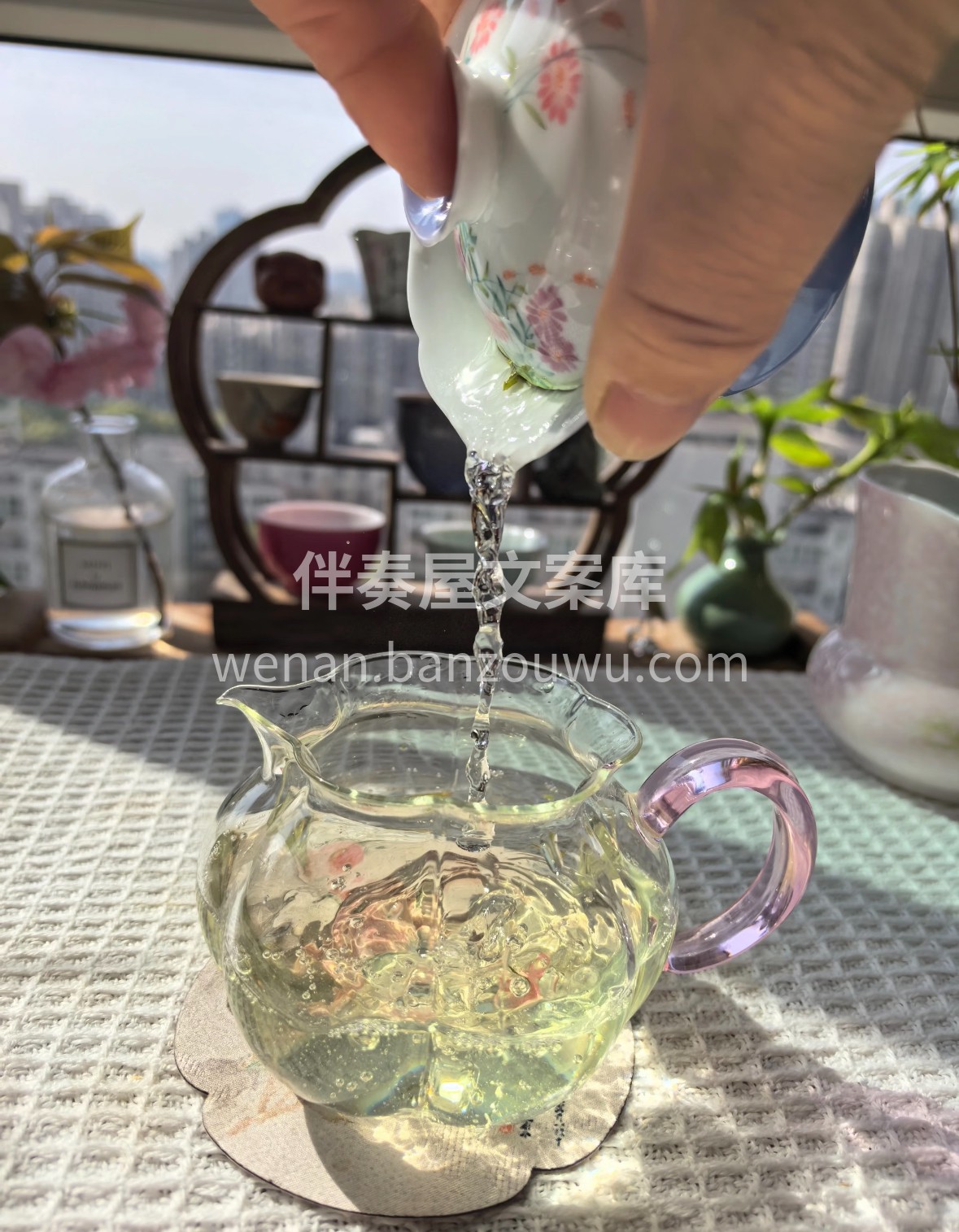 明前西湖龙井 一芽一叶沐钱塘春露，砂绿润 配图3