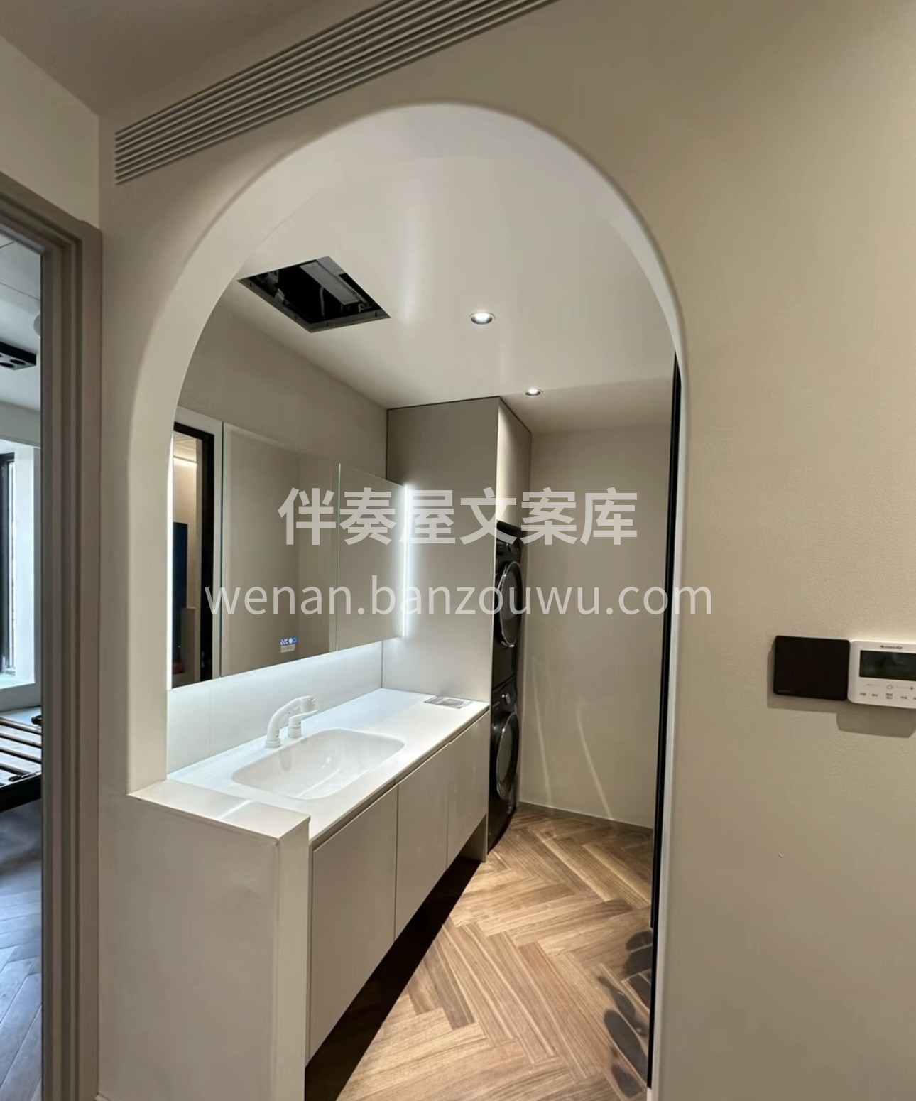 看腻了传统半墙卫生间，不如试试这种隔断式 配图2