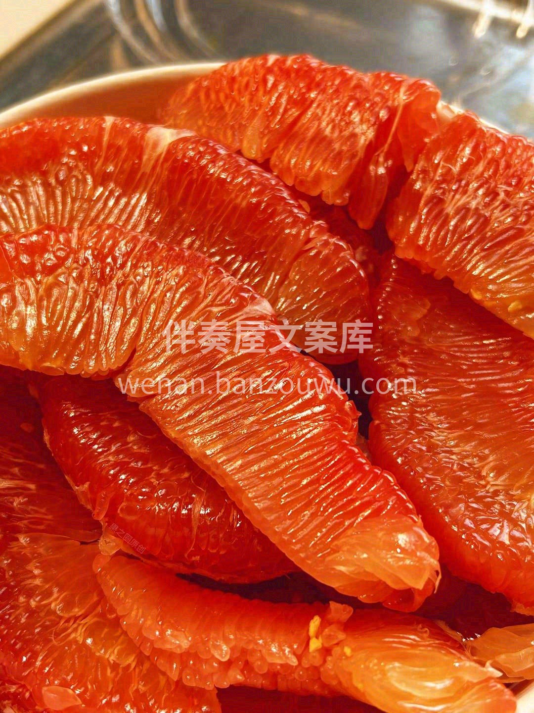 外形金黄与秋共一色🍁，果瓣红润透亮宛如碎 配图1