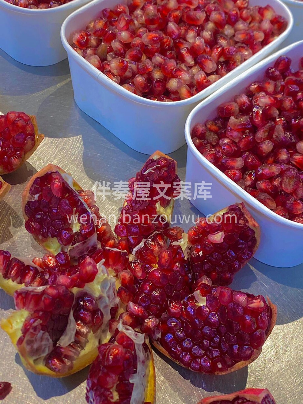 🤏软籽石榴扒好 大颗往嘴里塞的感觉真是太 配图1