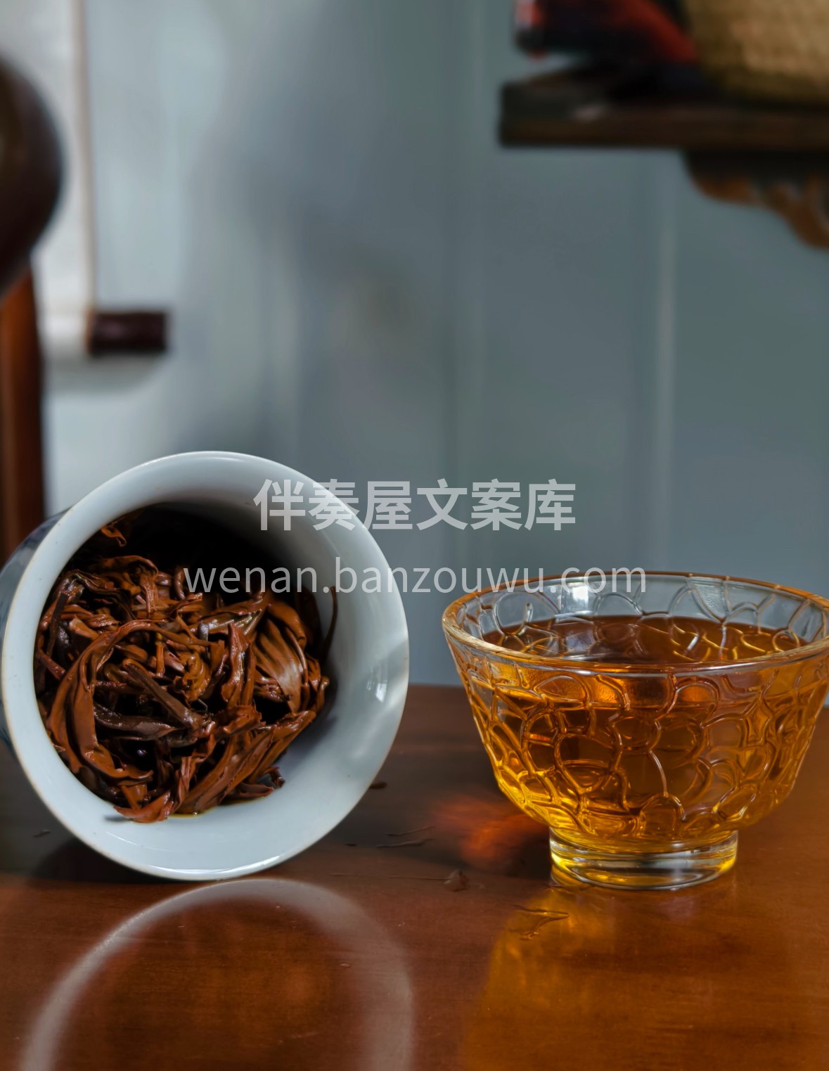 深山秘境的古树鲜叶，借日光之力成就醇厚。 配图2