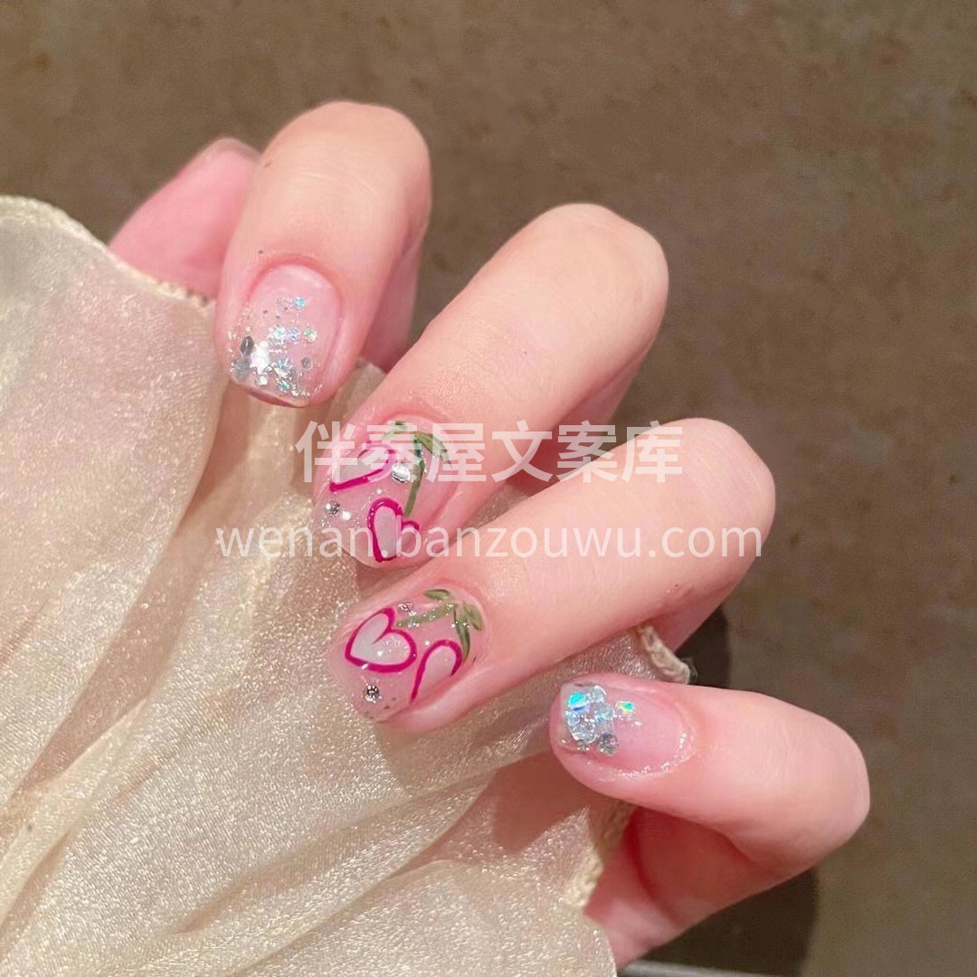 🐰今日份美甲 随‮点手‬缀的色彩✰ᯓ 配图4