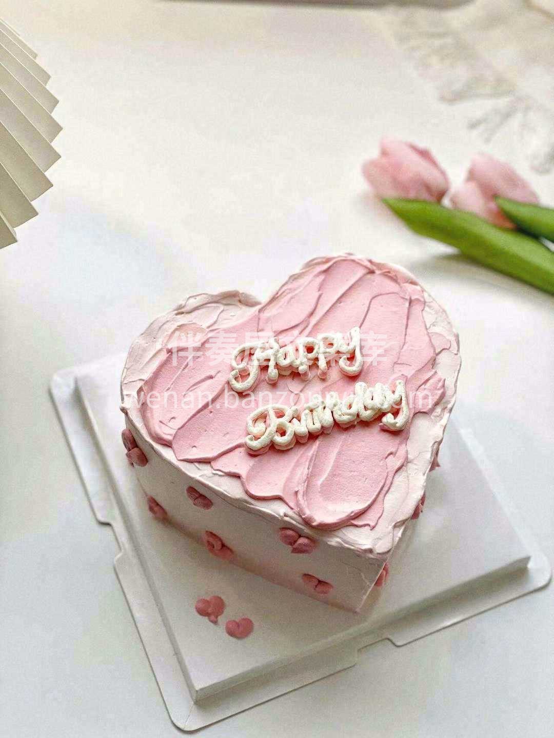 与你有关,皆是浪漫💕 告白爱心❤渐变蛋糕 配图1