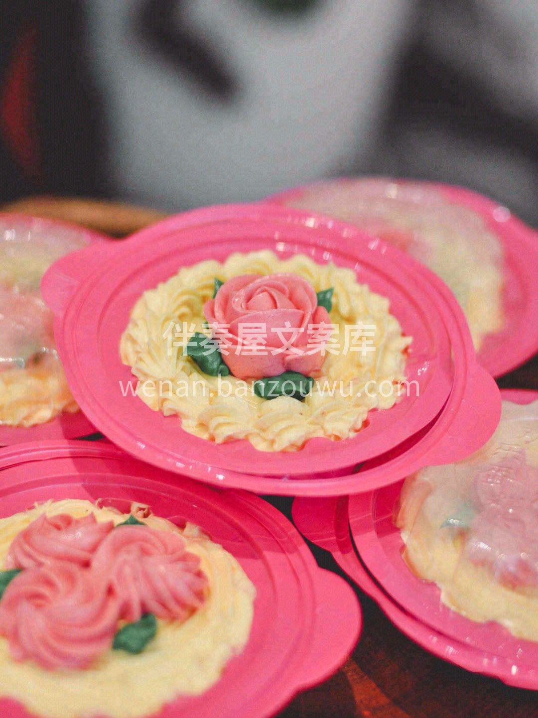 小花篮还一定要是这种荧光粉的🌺红花配绿叶 配图3