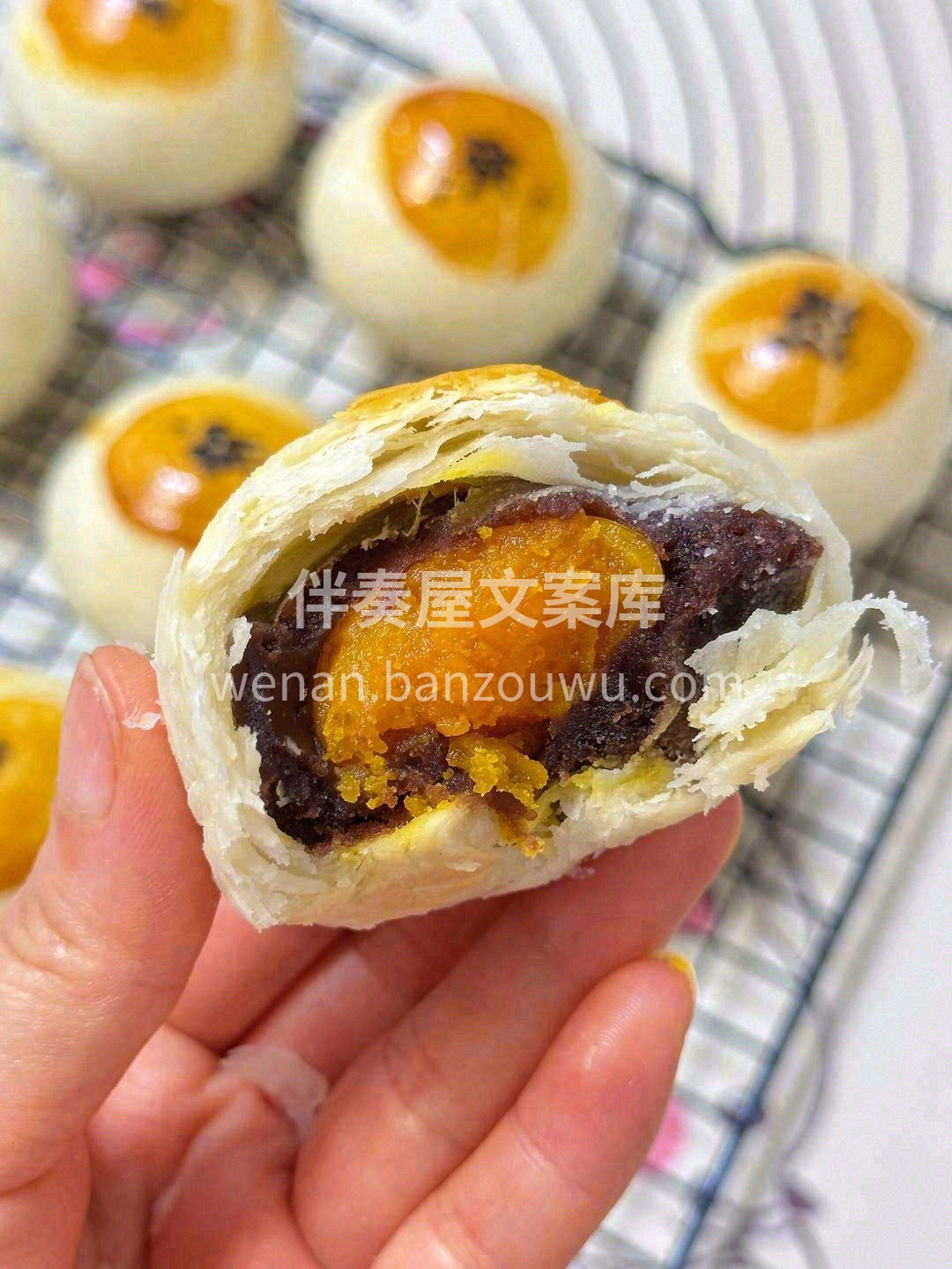🌟金黄的外表，💥层层起酥的蛋皮包裹着软糯 配图1