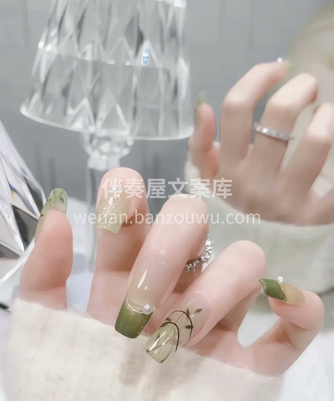 有人说，指尖的精致感是女人的第二张名片， 配图2