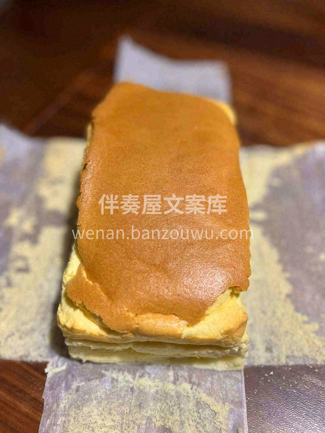 当蛋糕新鲜出炉的那一刻🔥，热气弥漫，原汁 配图3