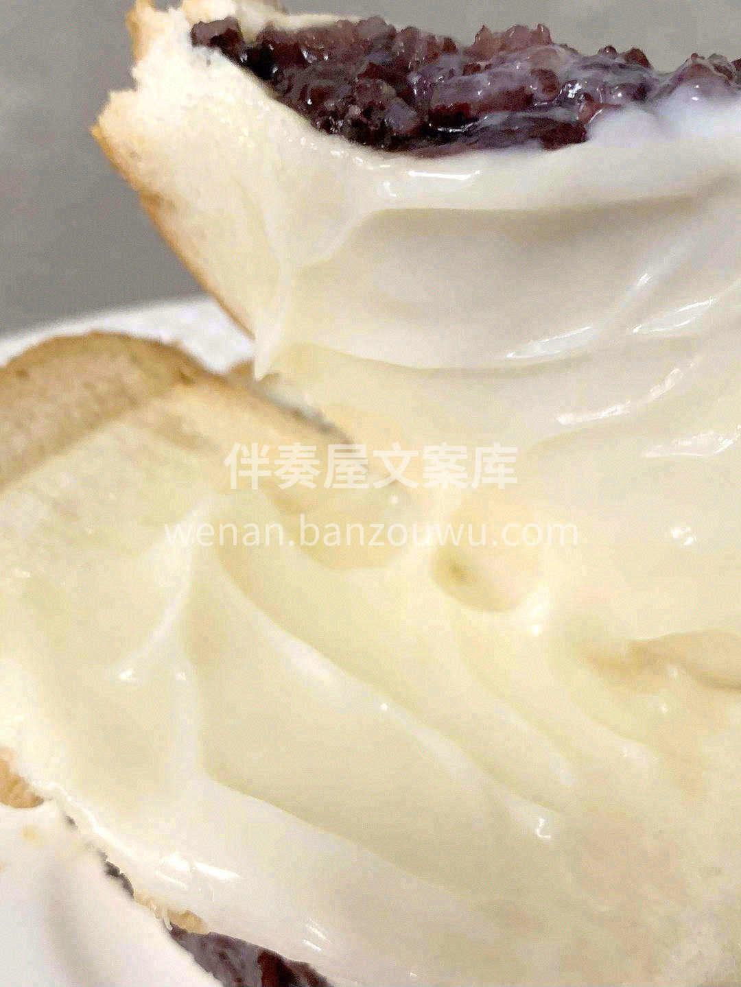 称霸网红届多年的紫米面包,松软的面包🧚， 配图2