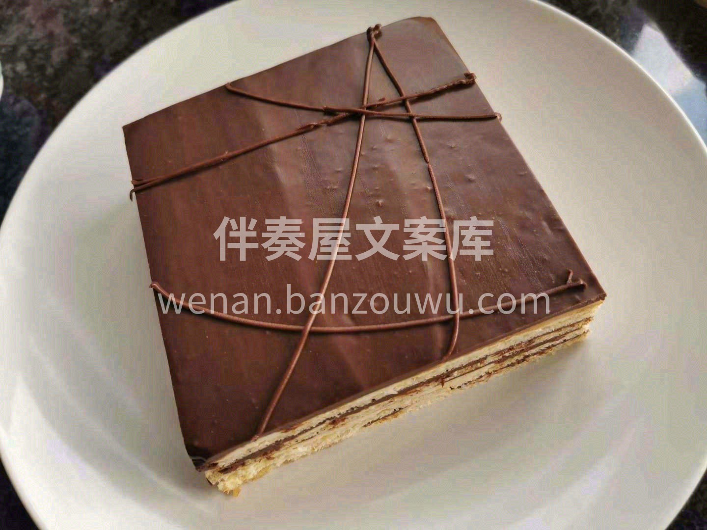 浸着咖啡酒糖液的杏仁海绵蛋糕层🍩，柔软湿 配图2
