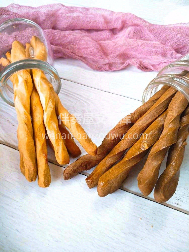 🥖阿拉棒芝士味浓郁，一口下去嘎嘣脆💥好吃 配图3