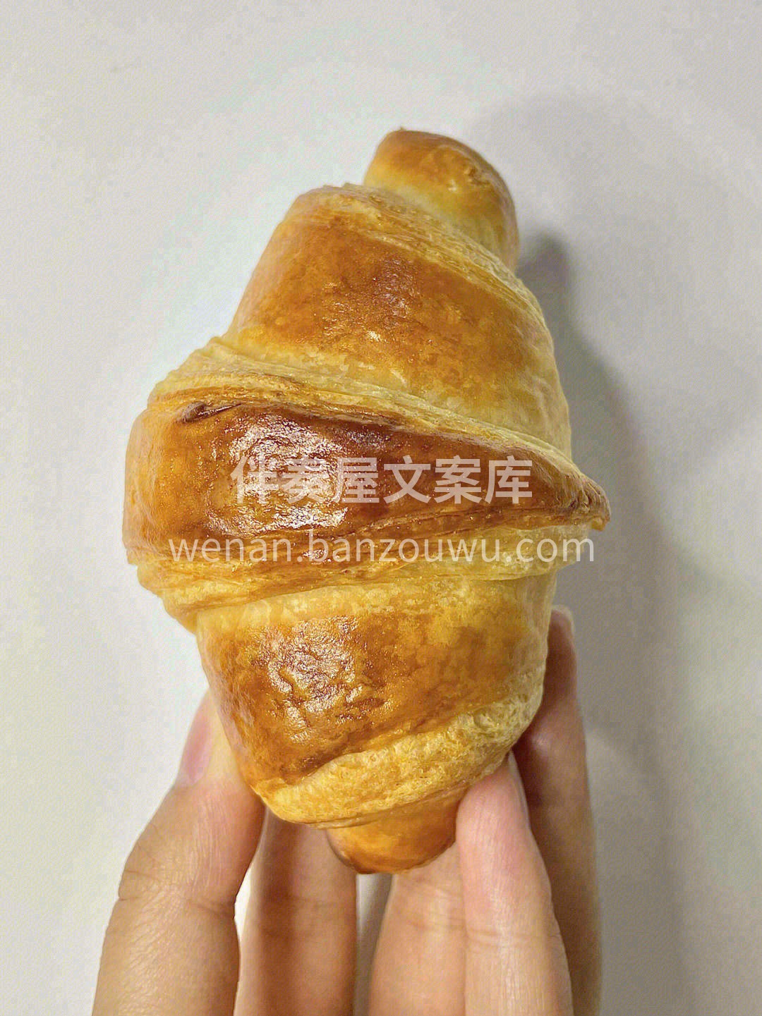 🥐小小一个很可爱，第一口咬下去，聚集在最 配图3