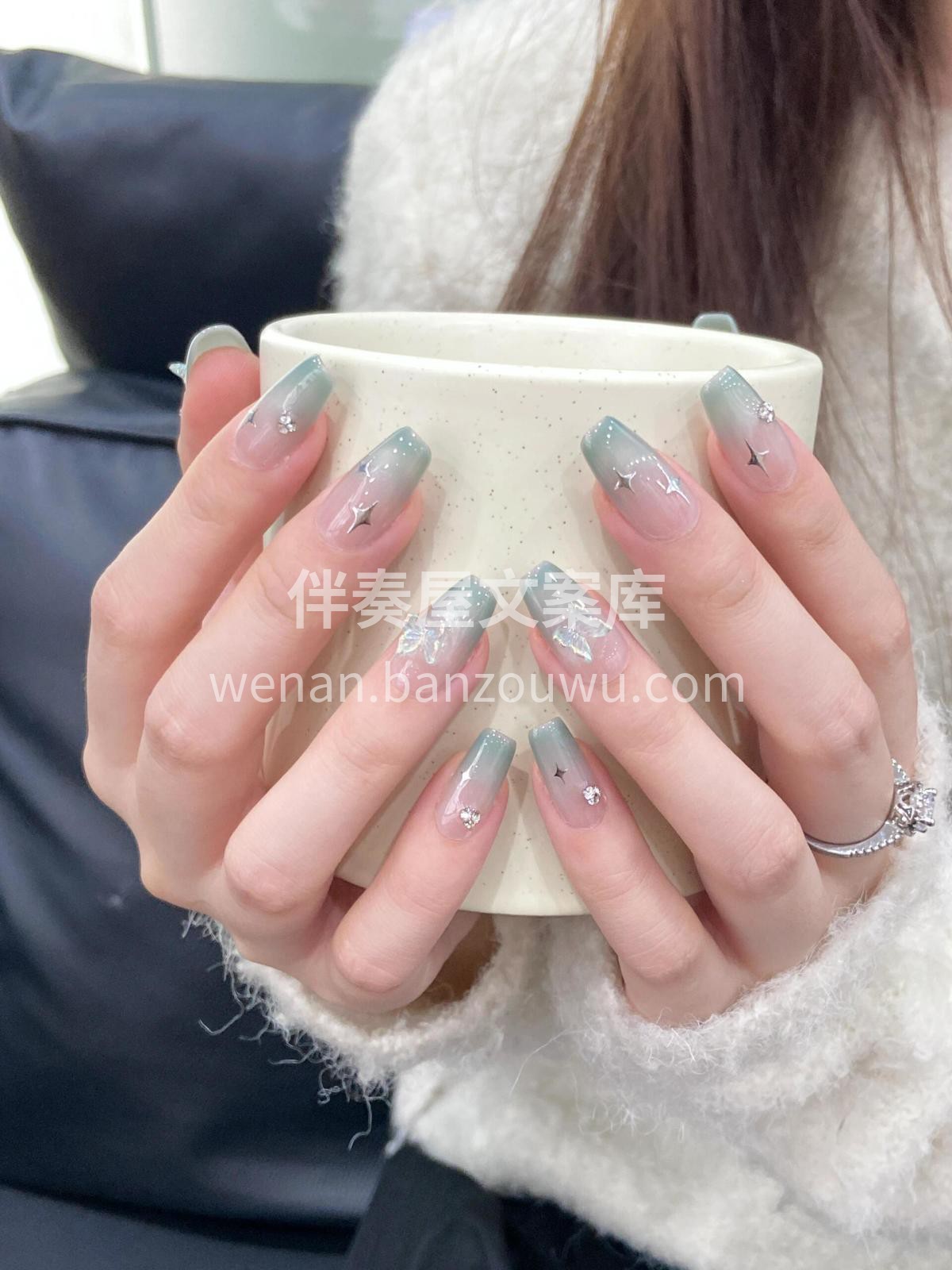 冰透薄荷曼波美甲🍃 温柔清冷感 渐变绿色