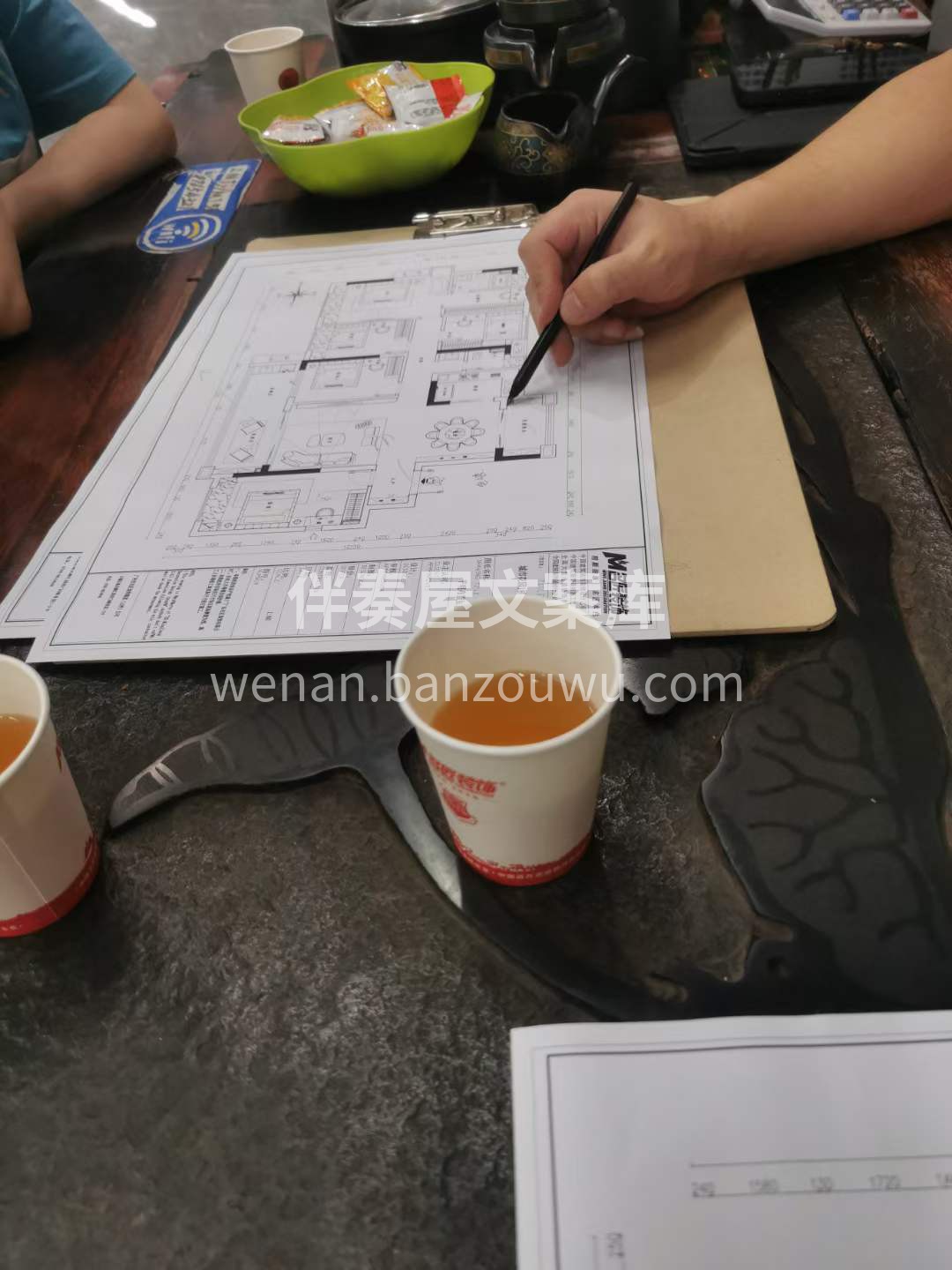 装修从量房，到做方案，做报价， 做效果图