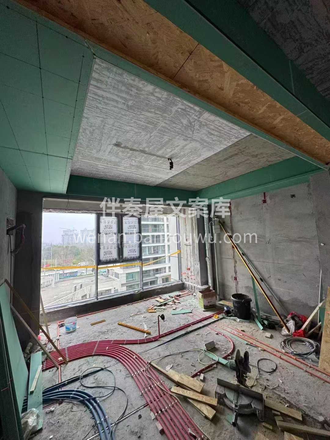 我们不搞花里胡哨的宣传， 每天泡在工地， 配图2