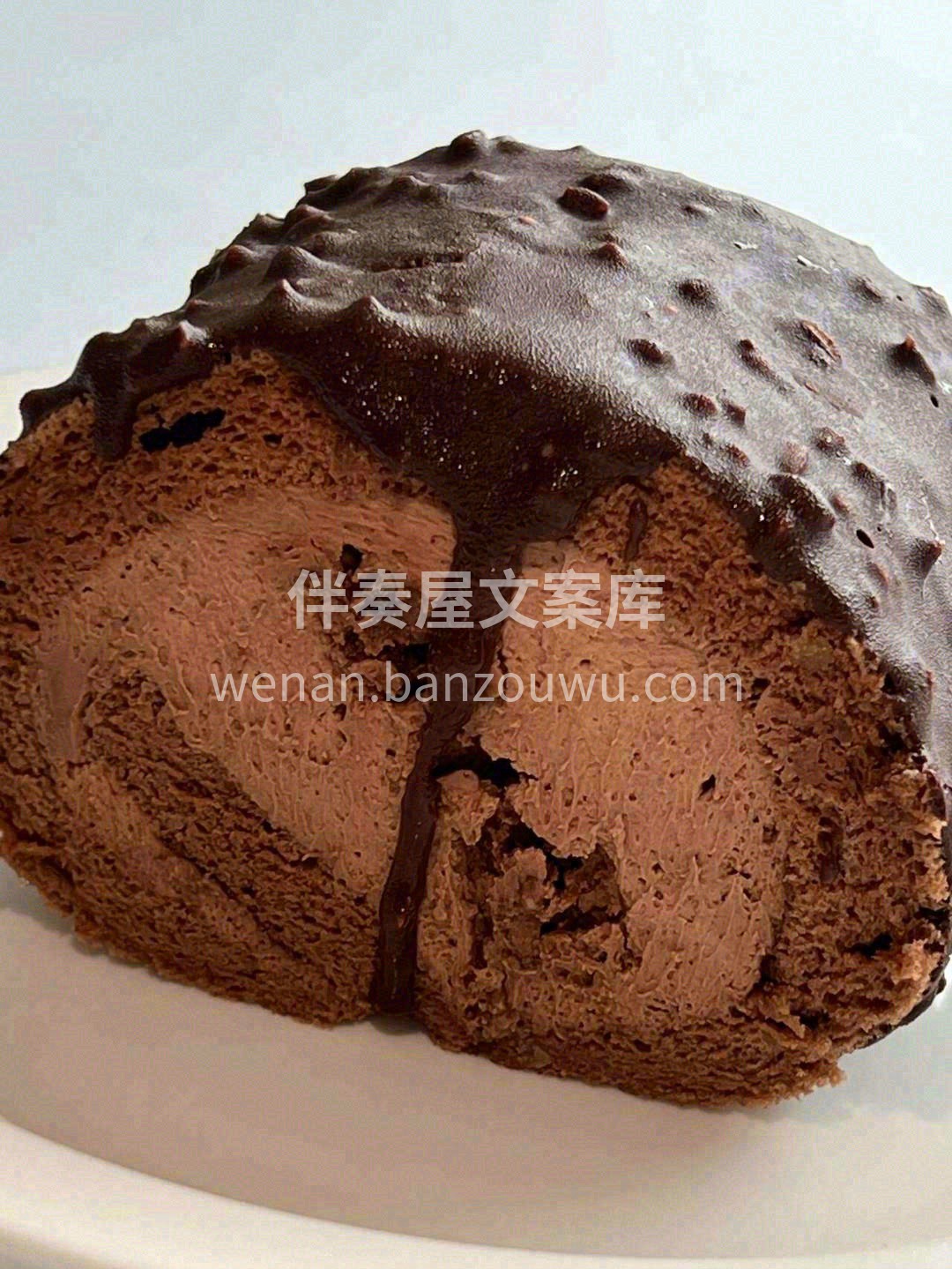 满满的香脆榛子+花生碎🥜 搭配52%纯脂 配图3