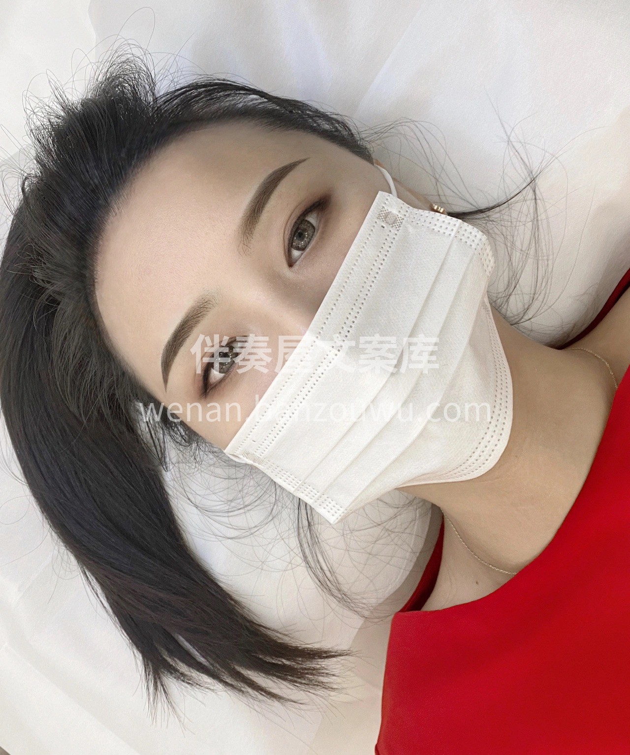 今日纹眉 眉毛是眼睛的衣裳， 是妆容里不