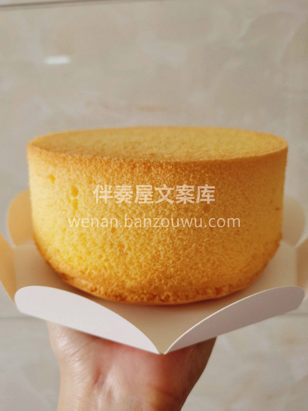 👆这款戚风蛋糕的梦幻之处在于如冰淇淋一般 配图1