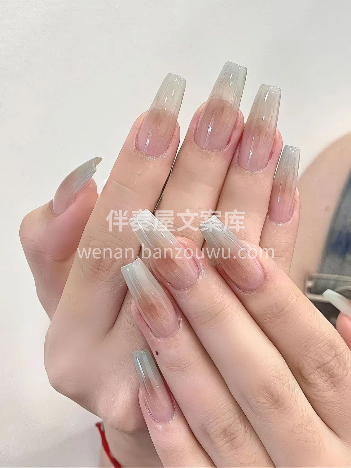 一杯热饮，一份美甲， 仪式感就是这么简单