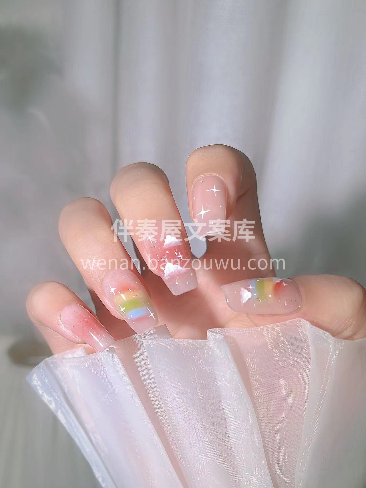 天天的彩虹云朵晕染美甲💅🏻来啦 #店铺名 配图3