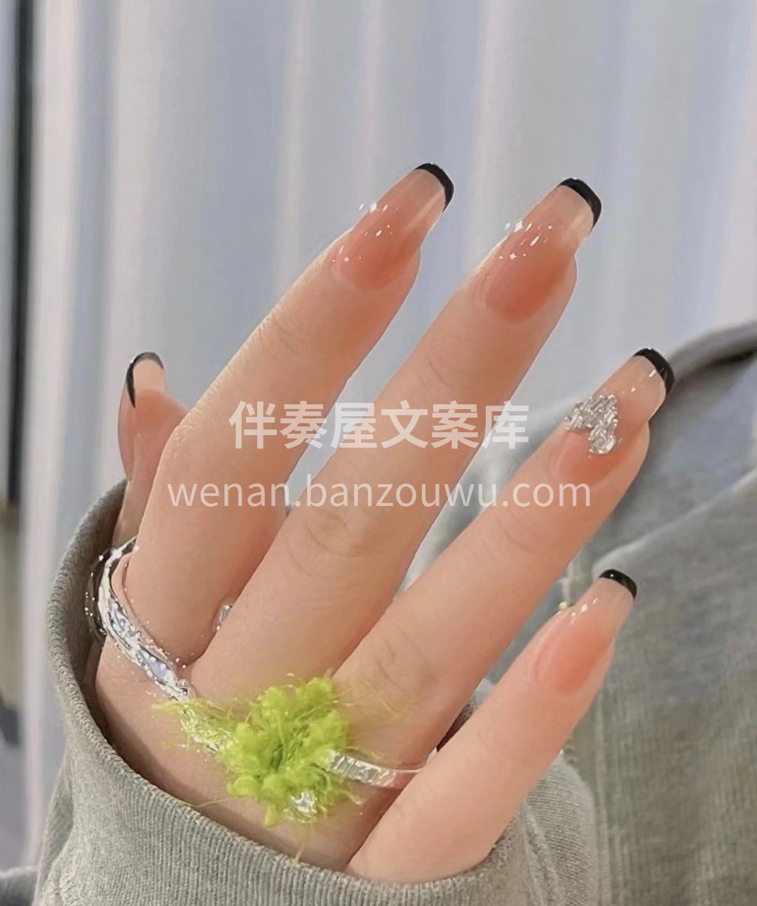 简洁纯净缠绕指尖 尽显女神温柔光环💫 配图2