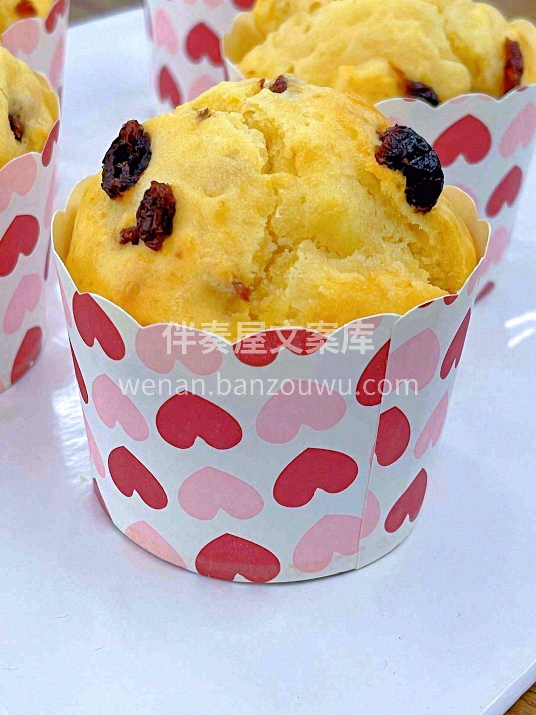 🧁玛芬烘烤时的满屋飘香 出炉后还是热热的 配图3