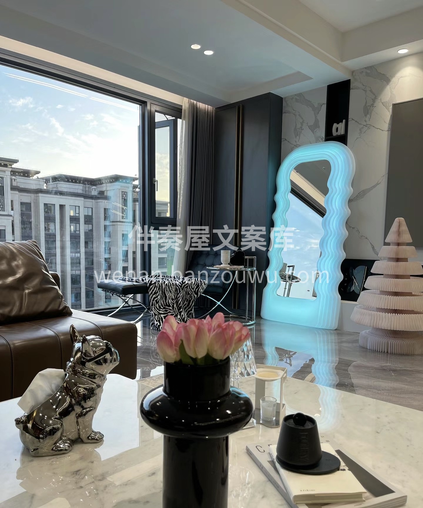 最近很喜欢的一段话：“先努力优秀，再大方 配图1