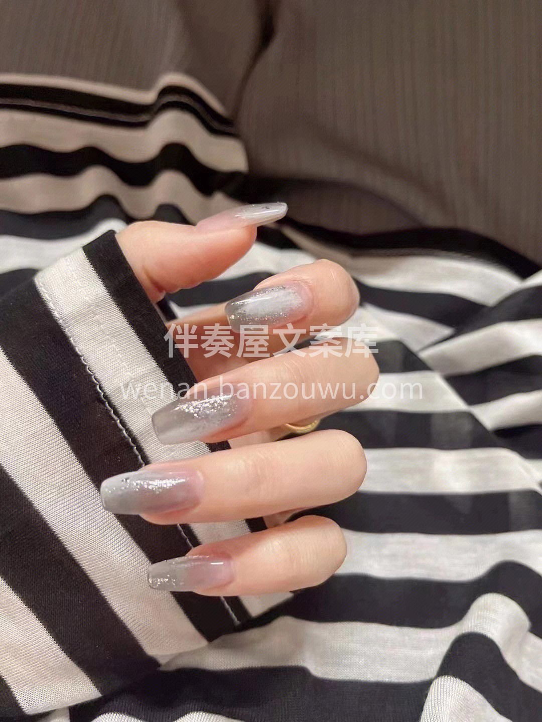 🌵指尖一抹精致温柔 📸色彩几许动人细节 配图2