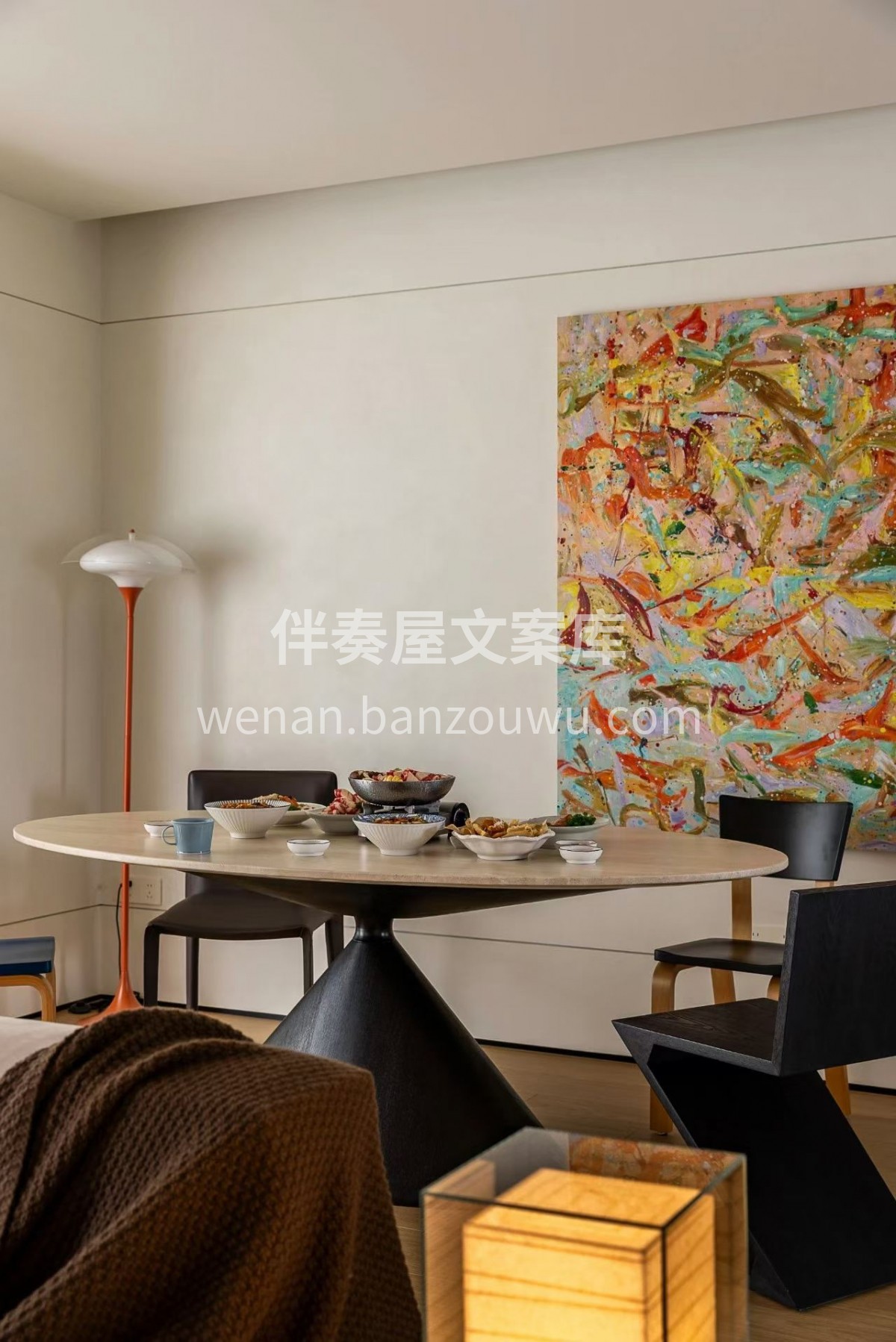 一眼沦陷的色彩美学 没有具象的轮廓，却藏 配图3