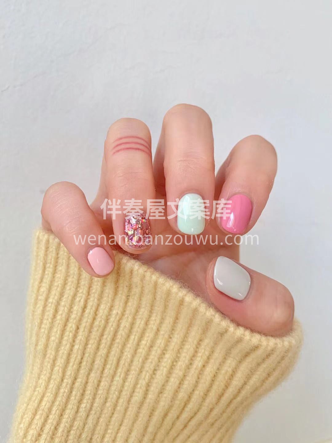 #今日份美甲# 感受生活的慢节奏 享受指 配图1