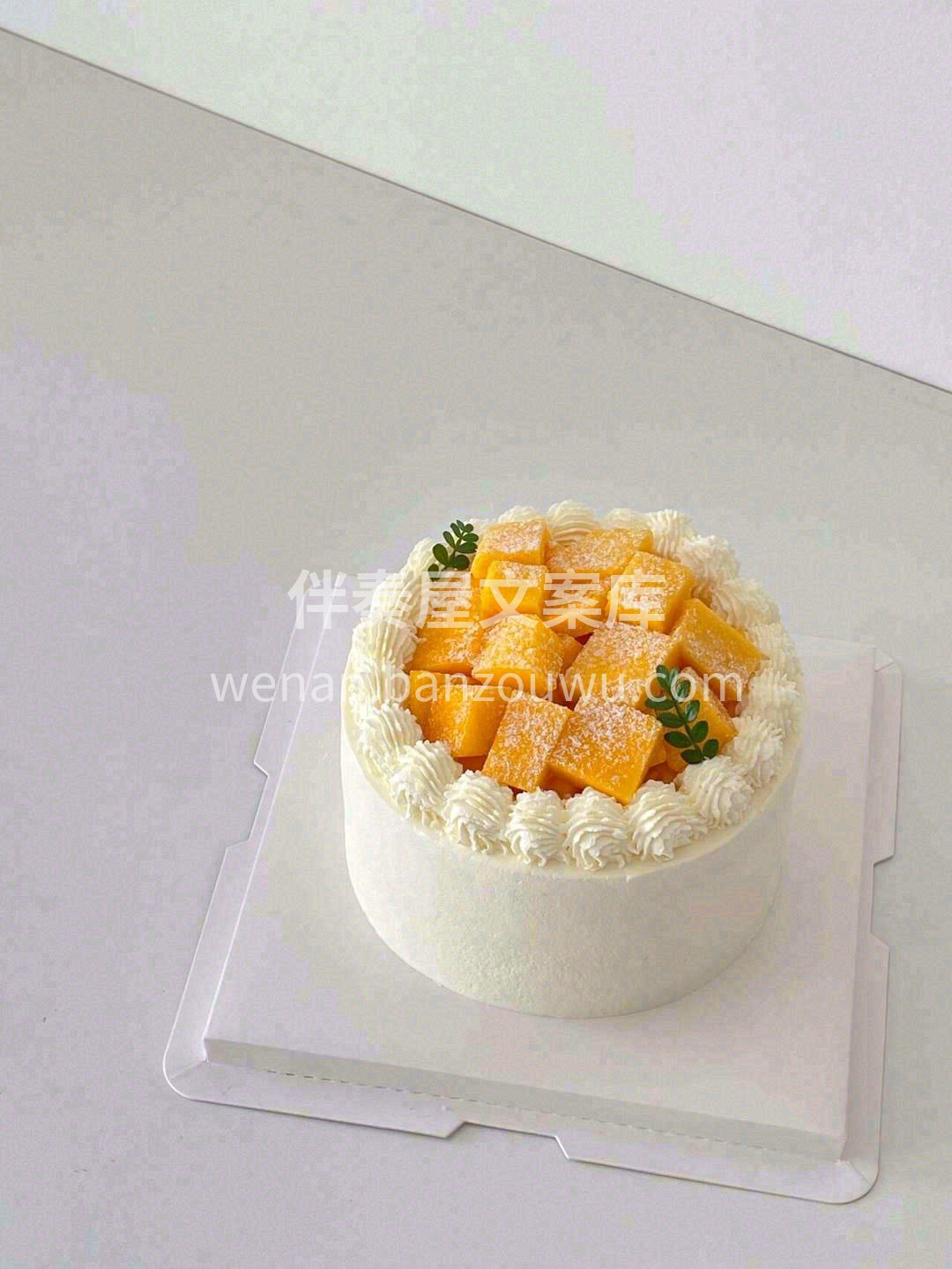令人欣喜的芒果蛋糕🎂 新鲜芒果搭配柔滑奶 配图3