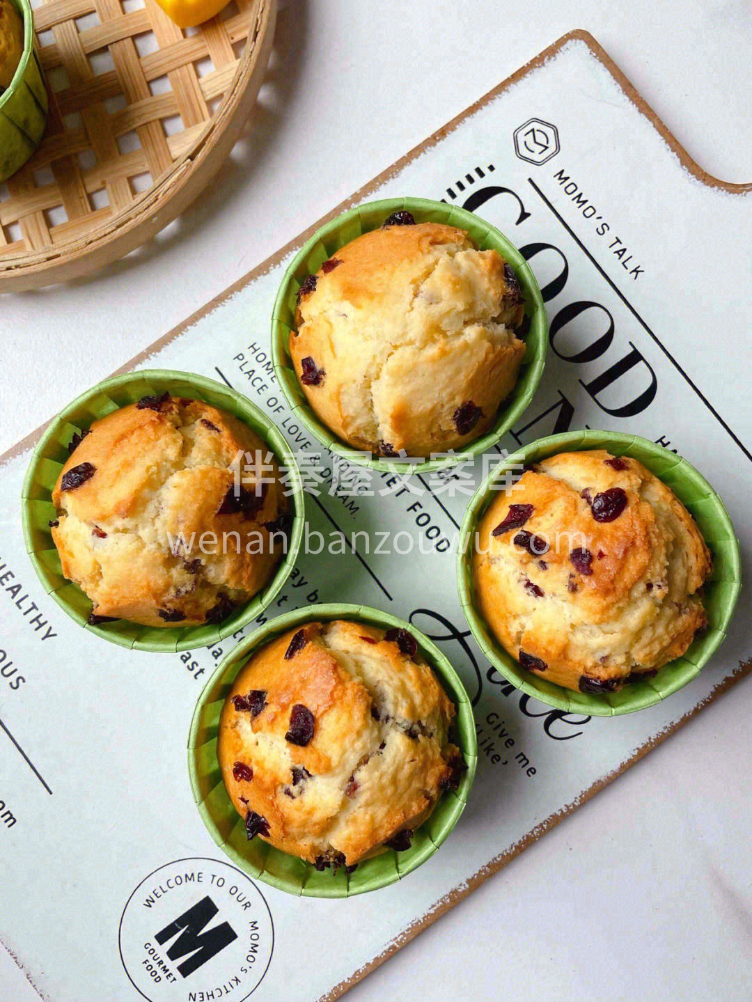 麦芬蛋糕🧁🧁 这种类似纸杯蛋糕的小甜点， 配图1