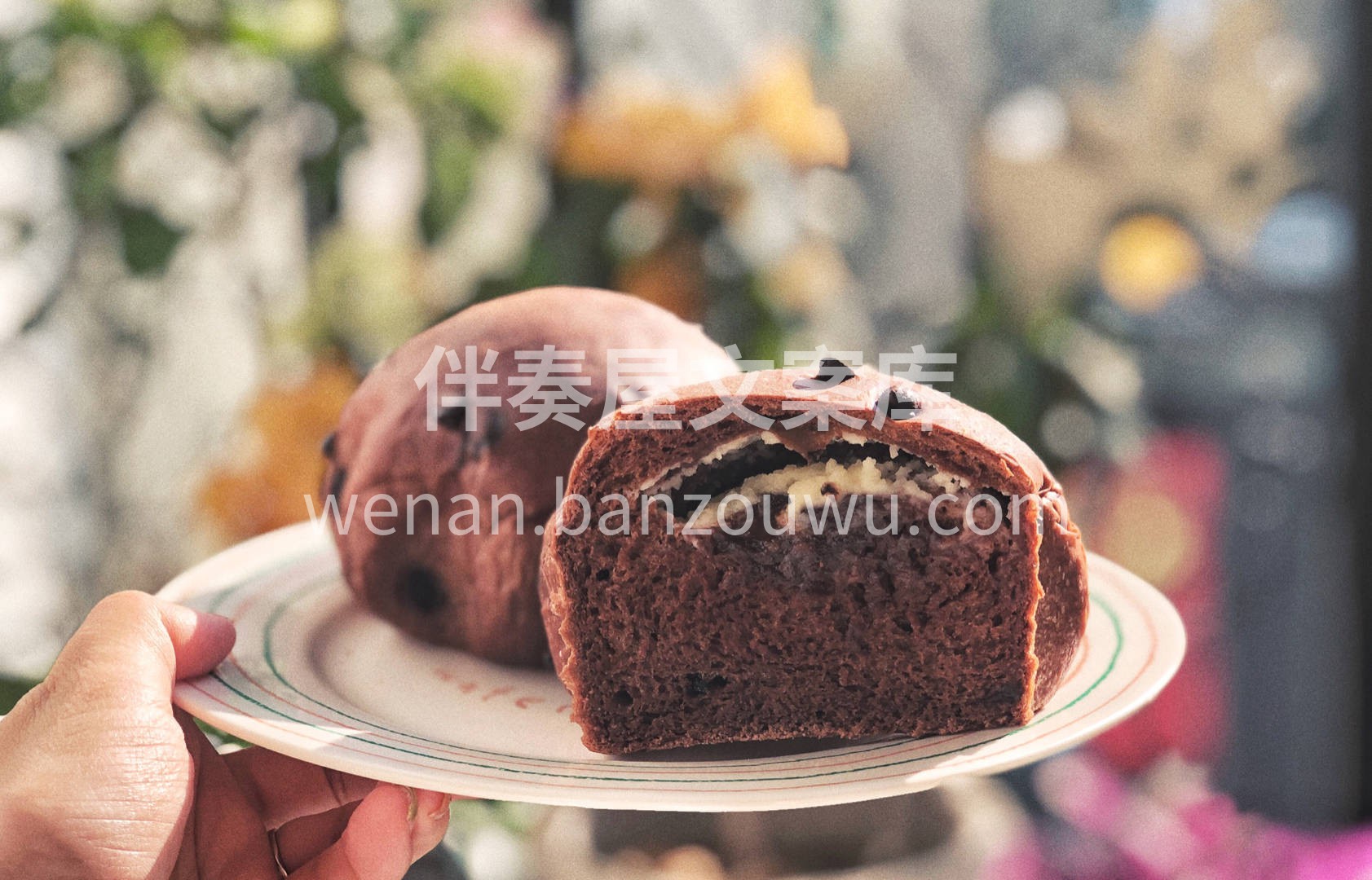 本来面包坯🍞就足够好吃了，竟然还有內馅👏 配图1