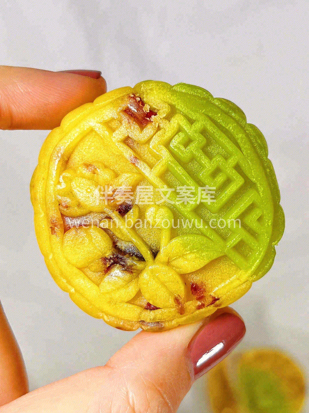 👆将脱去皮的小绿豆，糖桂花以及黄油结合💫 配图1
