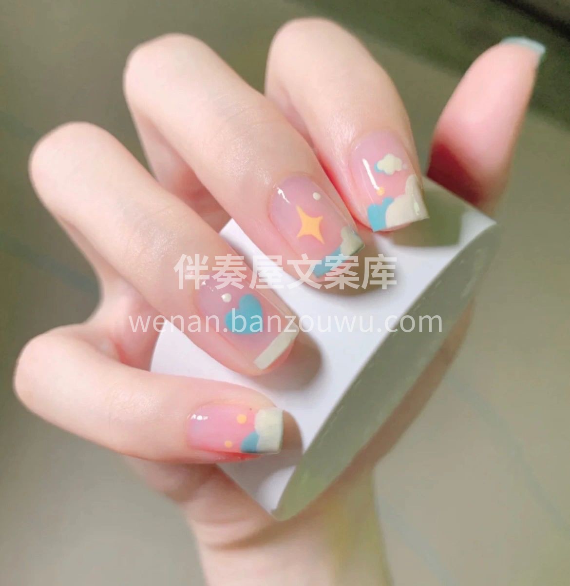 ✨美甲彩绘🌈 散落人间的小仙女 指尖都闪