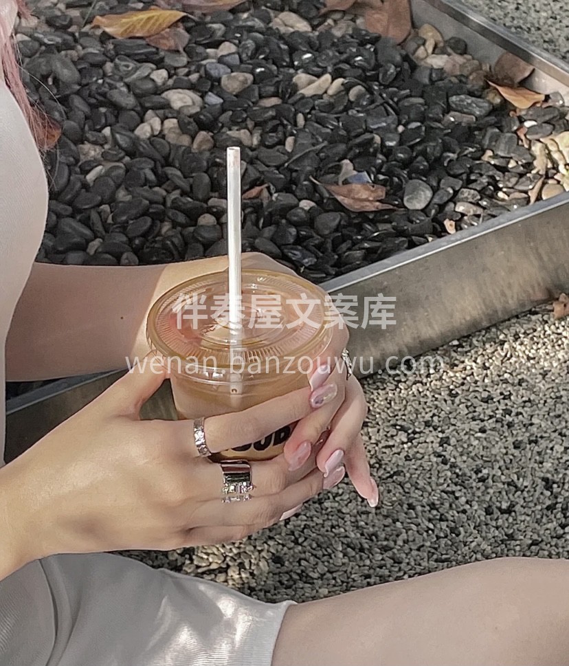 不需要谁的定义，你做的一切，只不过想活的 配图1