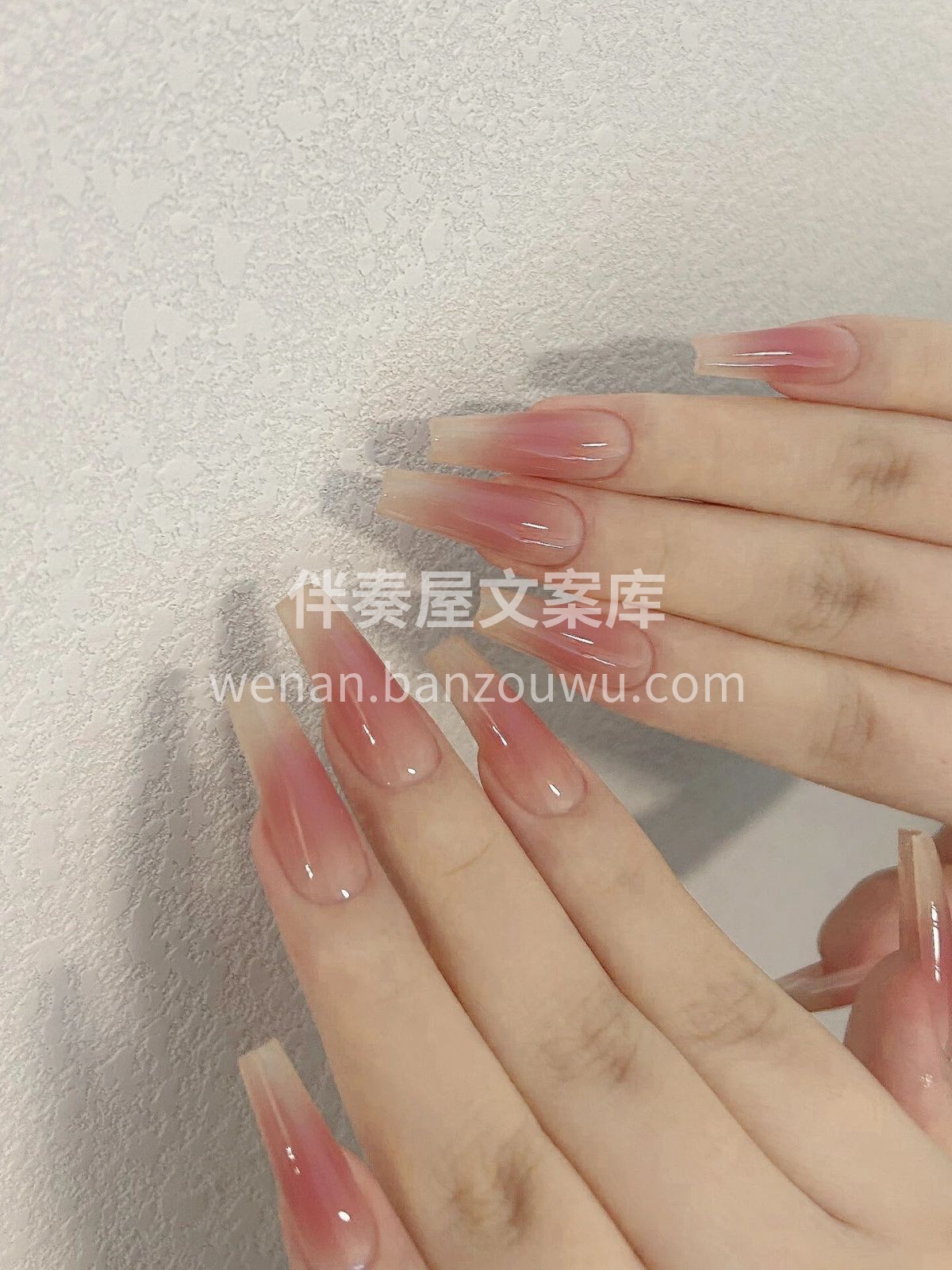 糯叽叽腮红美甲 自带清冷感，温温柔柔 粉
