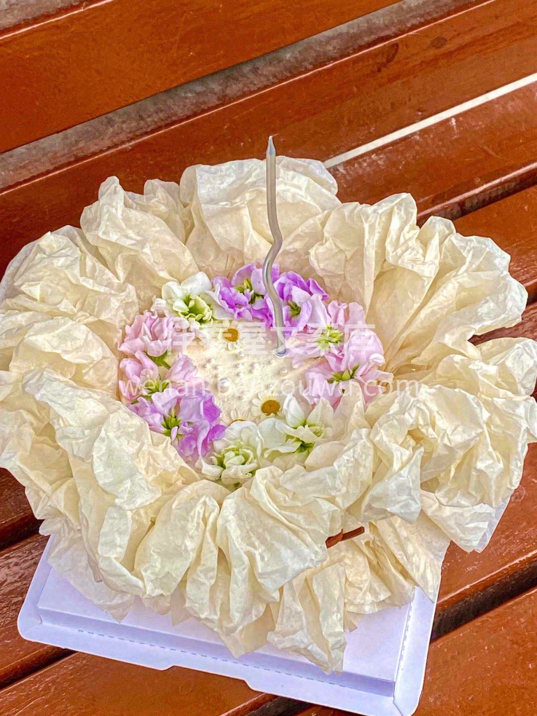 💐在一起，鸡毛蒜皮也是故事。#鲜花蛋糕 配图2
