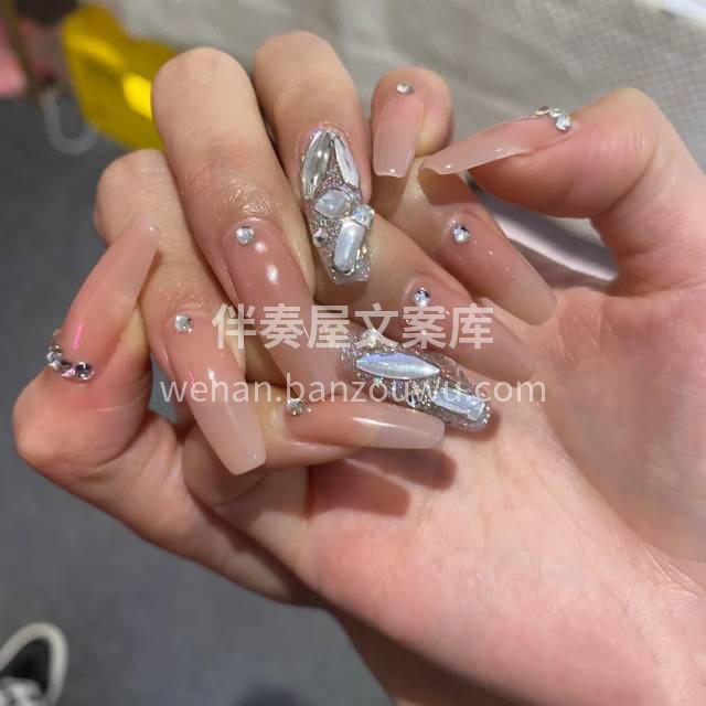 ✨ 花店不是为花才开的 但我却是为你而开