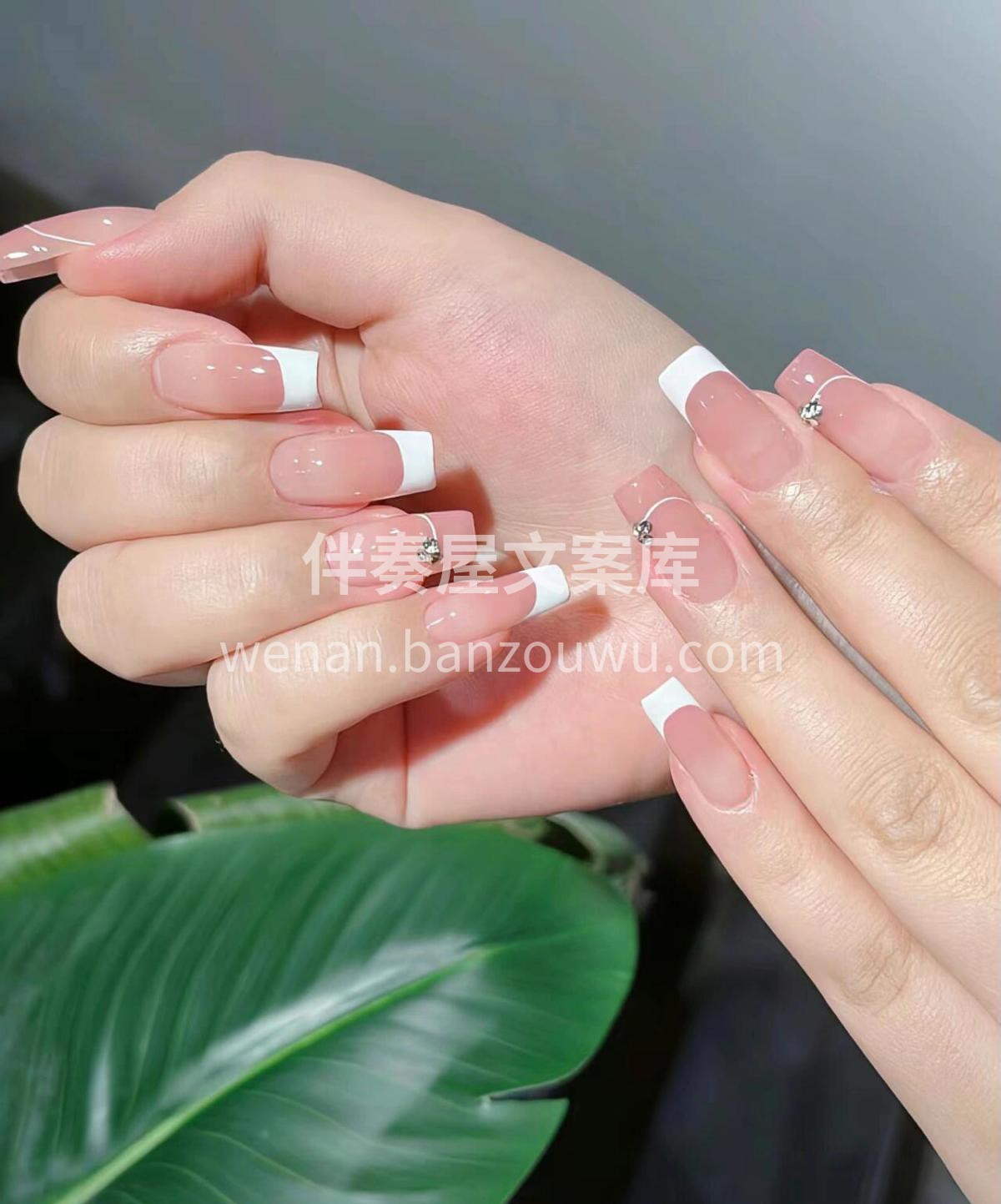 想要日子过得好 就需要做个温柔的美甲 让