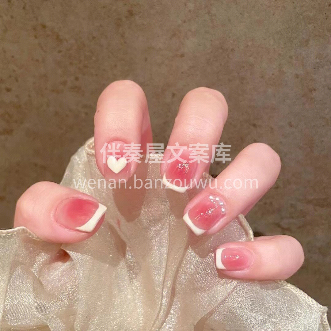 🐰今日份美甲 随‮点手‬缀的色彩✰ᯓ 配图5