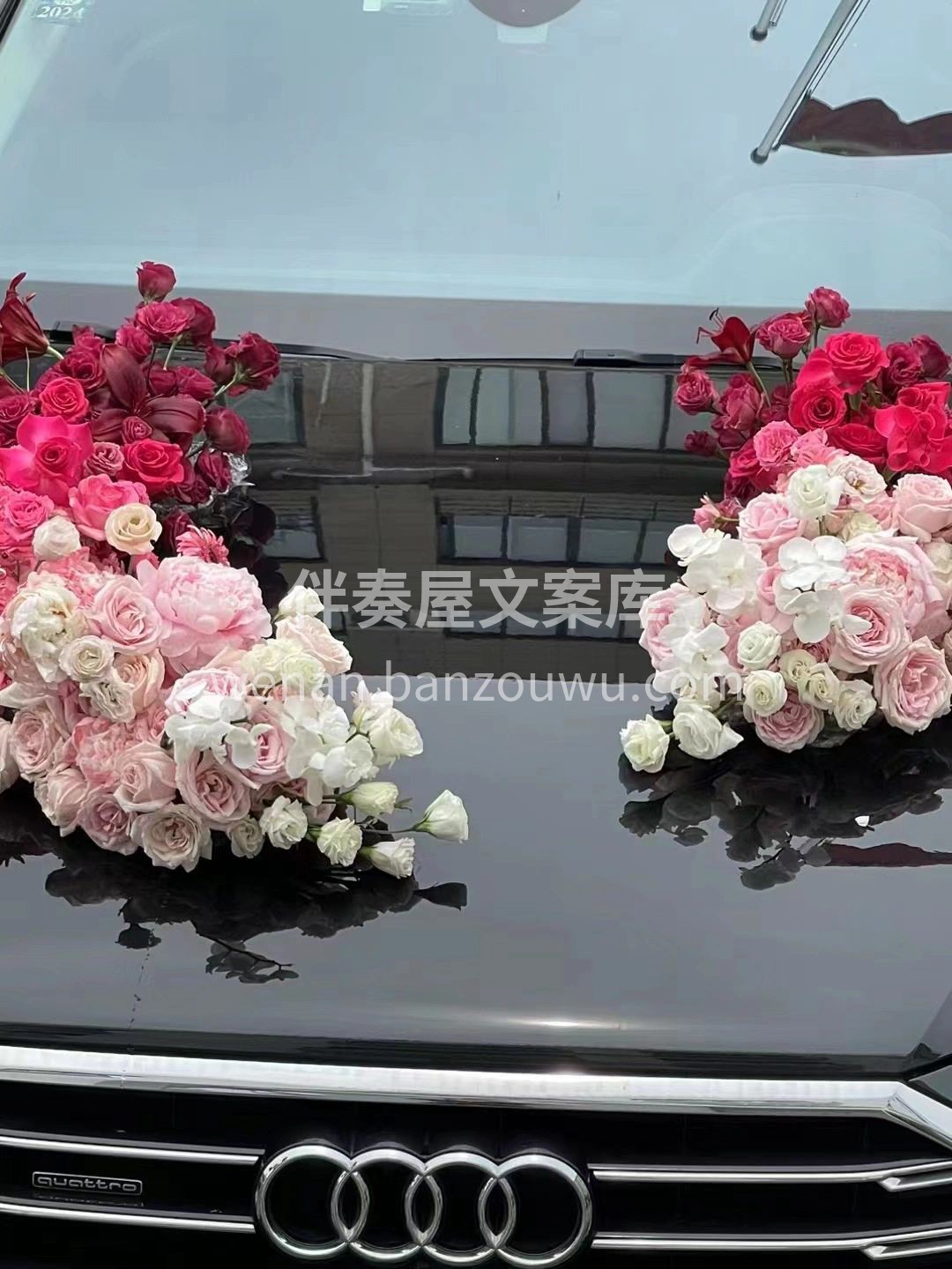 渐变红月牙婚车🚗 深红到白💐的慢慢渐变  配图3