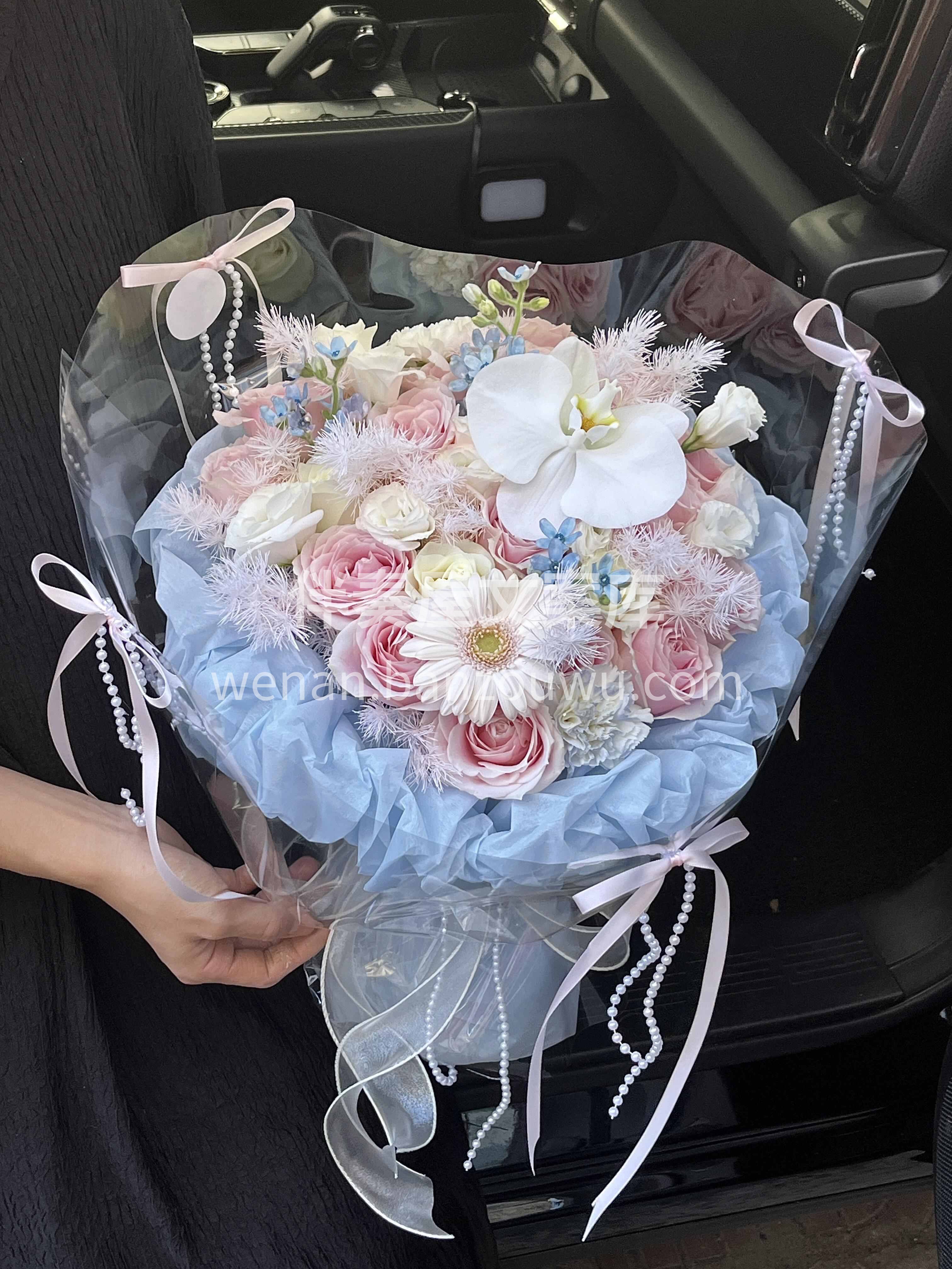 甜甜的芭蕾风花束🎀 温柔又治愈🌸是女生都会喜欢的花呀～ 配图2