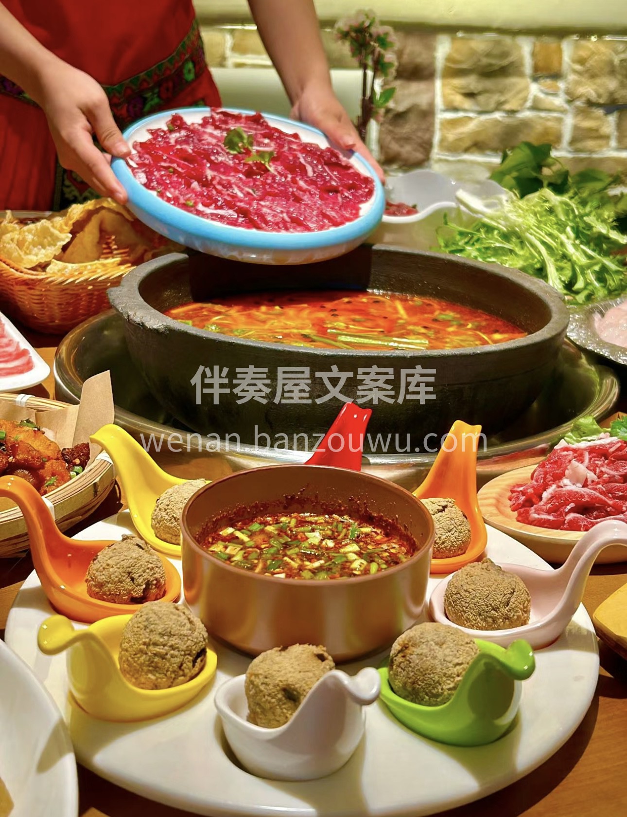 酸汤牛肉火锅，酸辣汤底刺激味蕾，鲜嫩牛肉 配图2