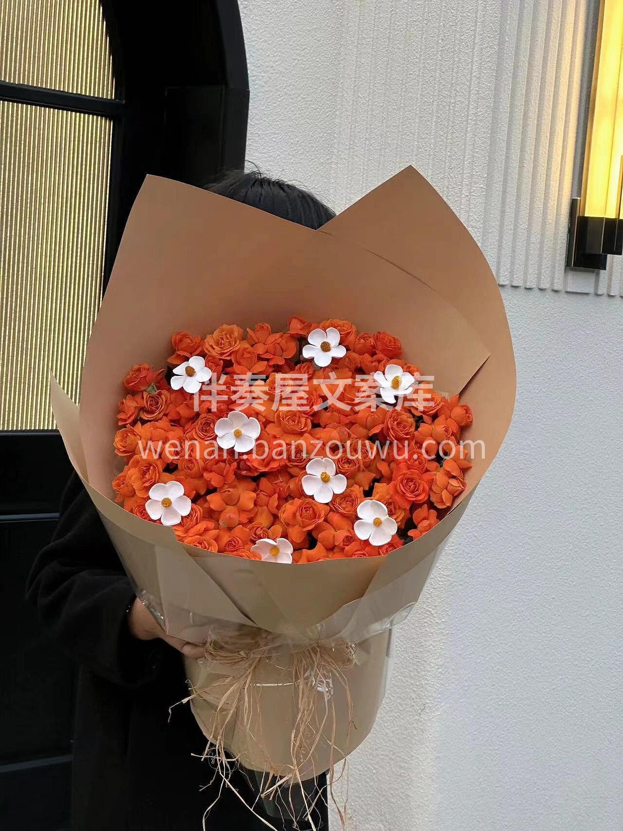 橙色芭比花束🧡 温柔中带点俏皮✨ 适配所有场景🌟 配图1