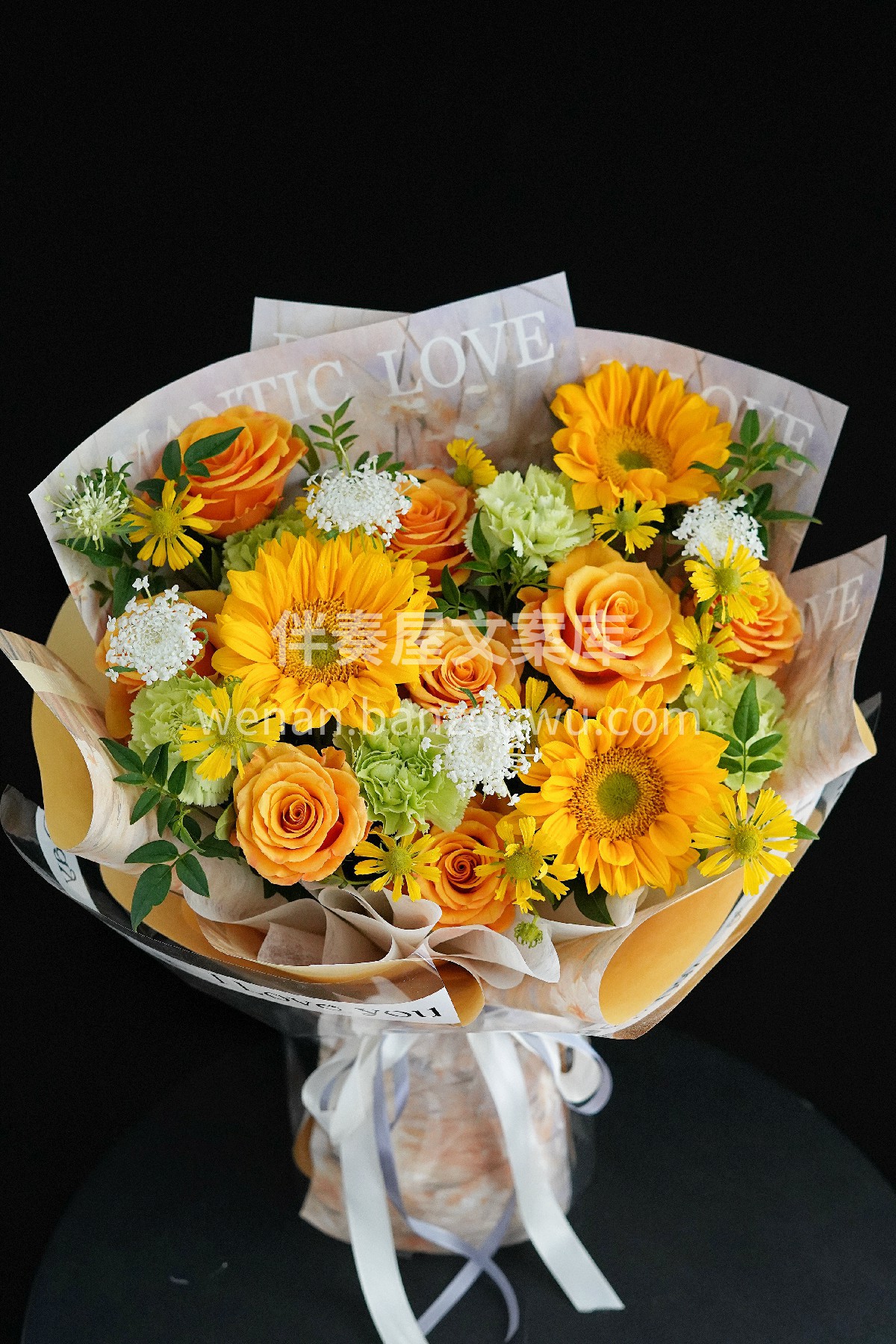 向日葵带着暖意💐🌻 搭配🌼温柔繁花 治愈所有小情绪😙😙 配图1