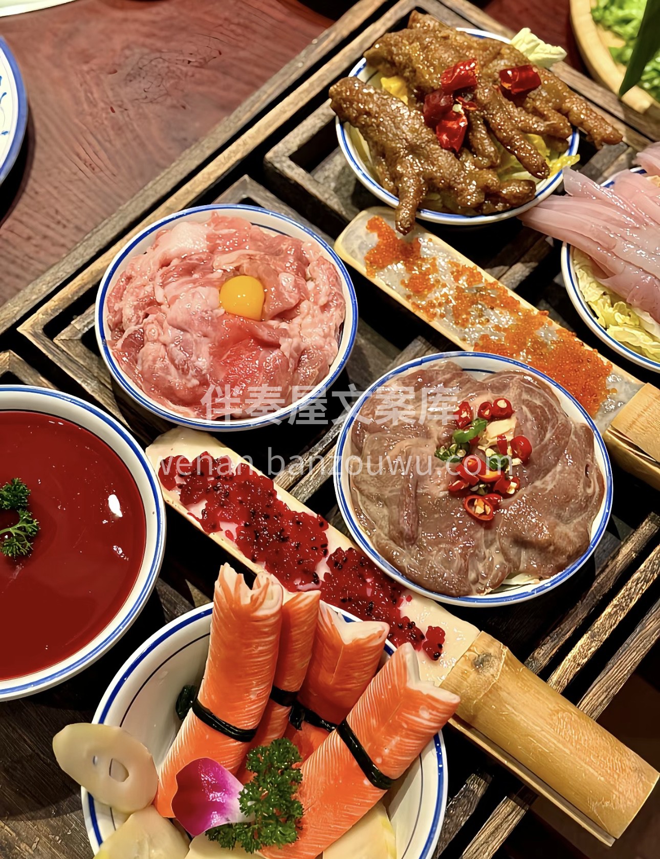 重庆老火锅，鲜香麻辣，地道风味。锅底红油 配图3