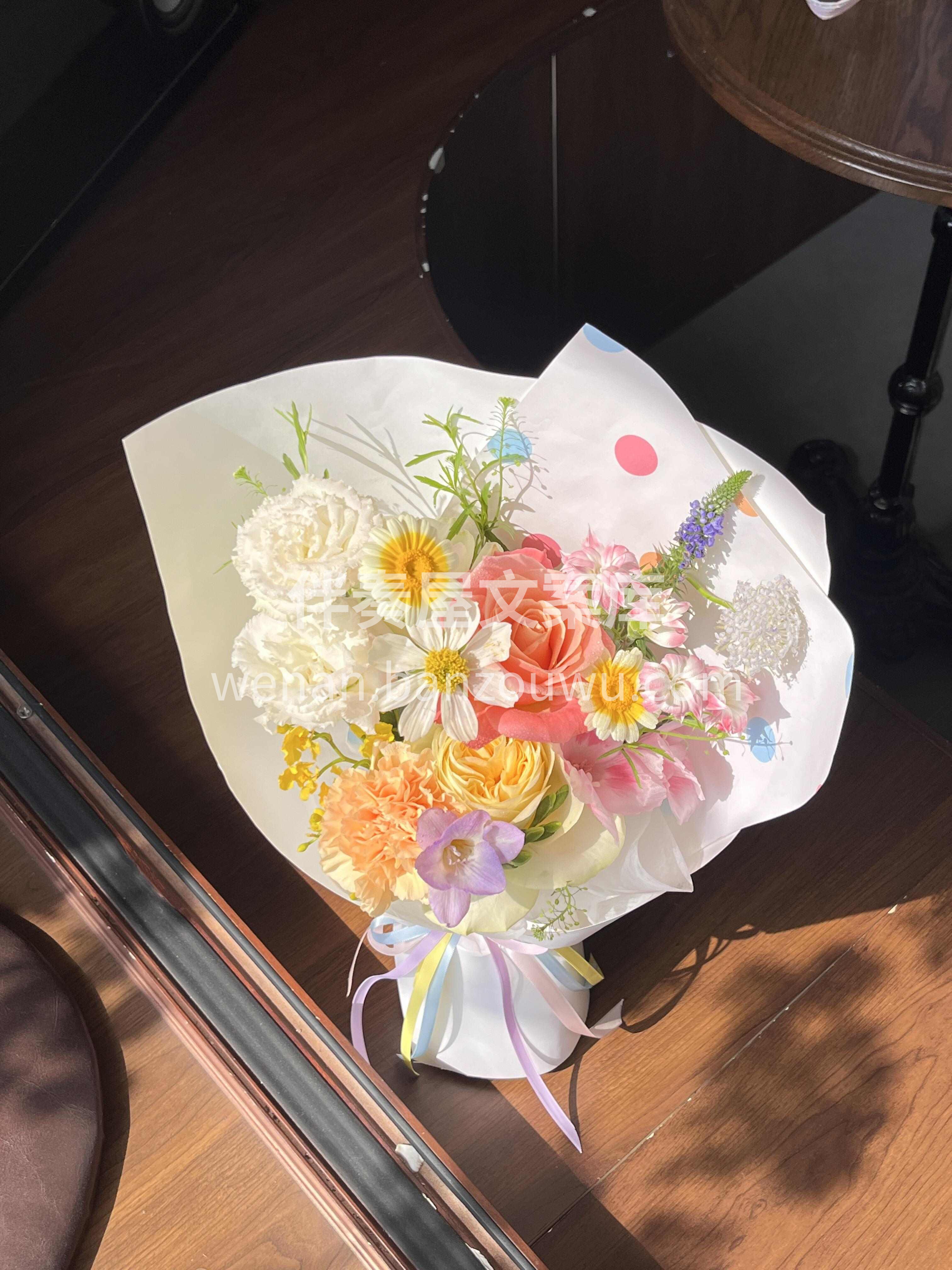 浪漫不分大小🎀 见面小花束🌷 是仪式感 是小惊喜🫧 是细碎的 配图3