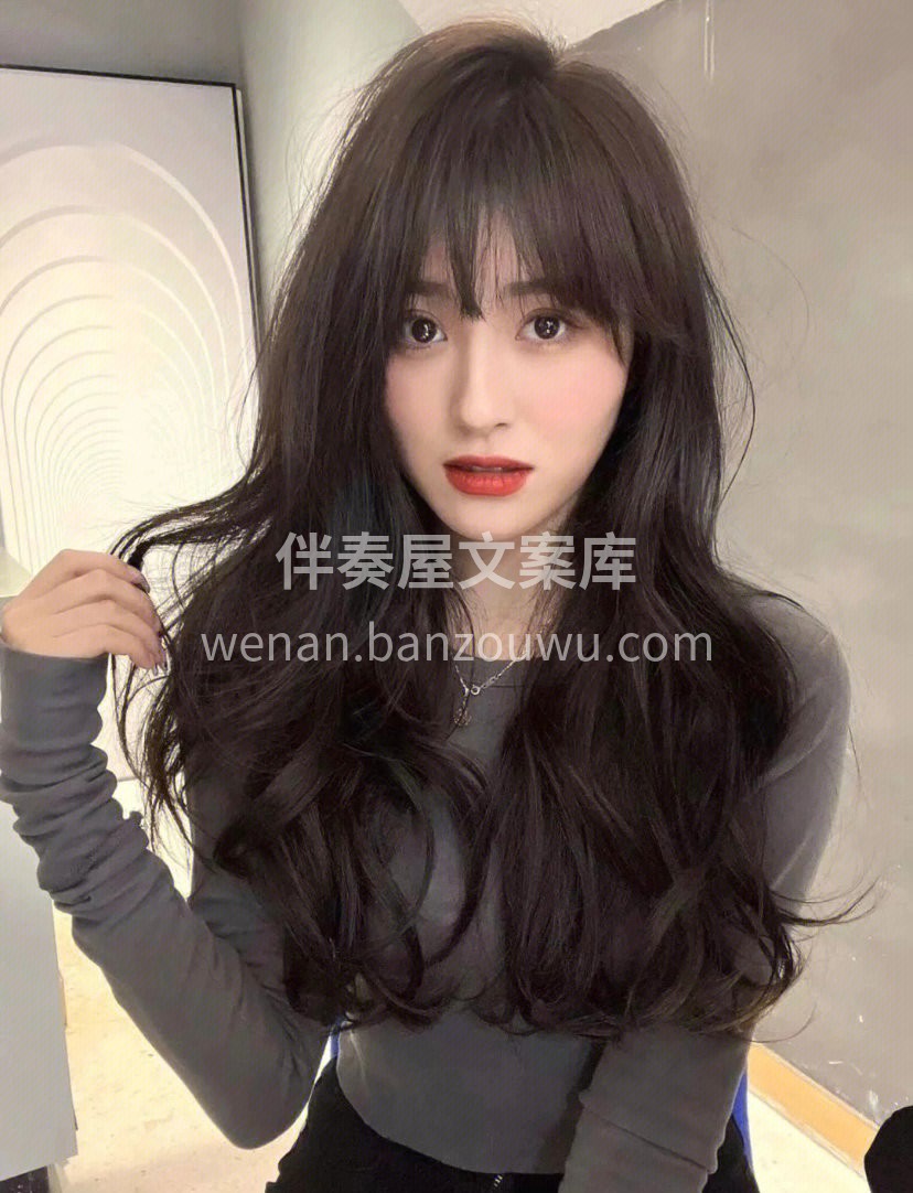 浪漫蓬松卷发 造型烫发真的很优雅 配图1