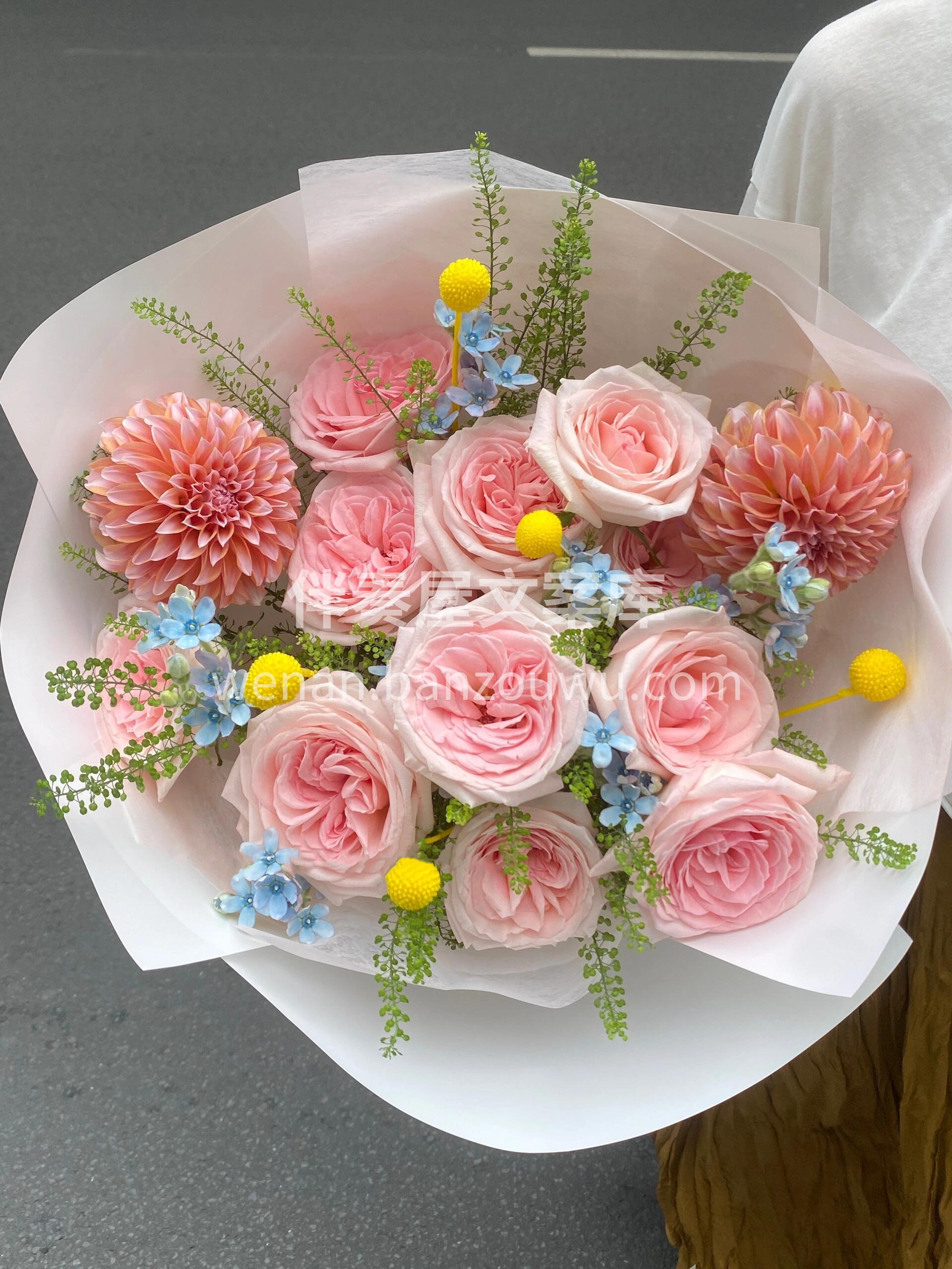 520花束💐 陪你度过每个季节🌸 不仅仅是节日 ✨更是彼此的 配图1