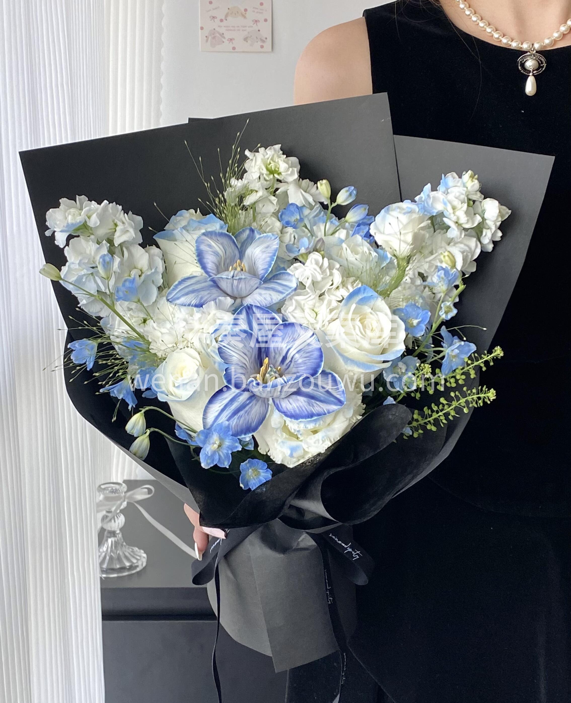 蓝白色简约花束🦋仪式感从不是限定💙 男生同样会为这份细腻心动 配图1